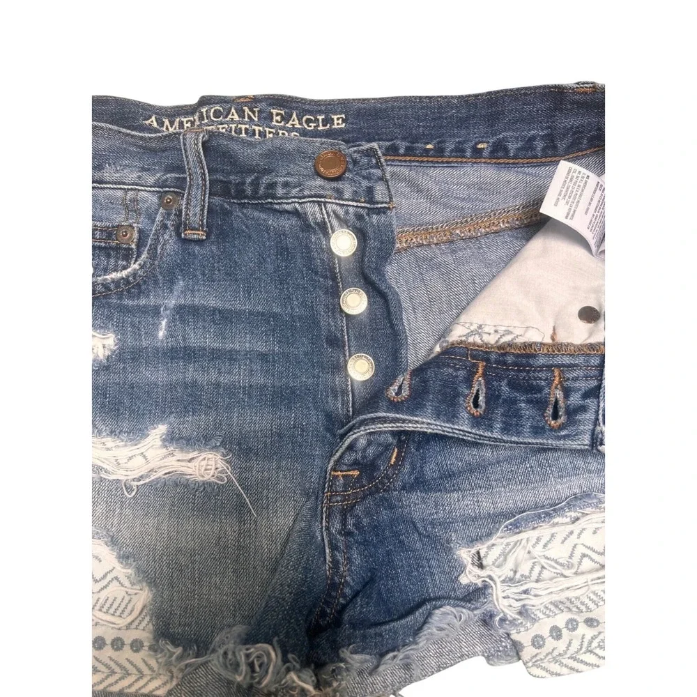 American‎ Eagle Festival Distressed Denim Shorts Blue Patterned Pockets Size 6